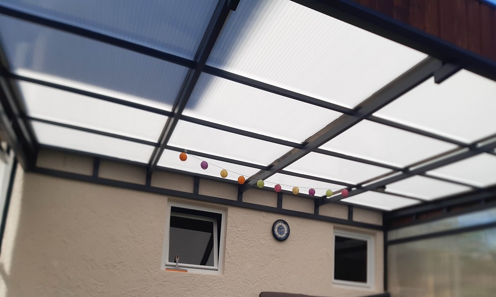 16 mm Stegplatte aus Polycarbonat, Opal-Weiß, Struktur 3-fach